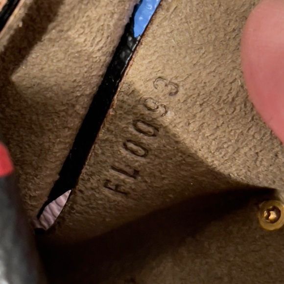 Louis Vuitton Special Edition Duffle Bag - Picture 7 of 16